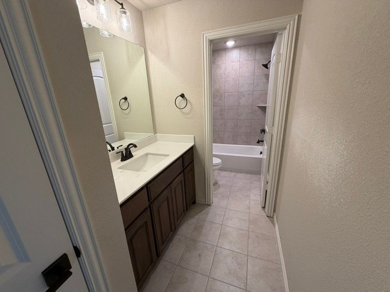 Furnished interior view inside a new home in Waterford Park, Weatherford (Image 7).