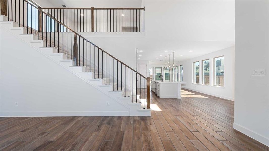 Spacious, unfurnished interior of a new home in The Parks At Wilson Creek 40', Celina (Image 17).