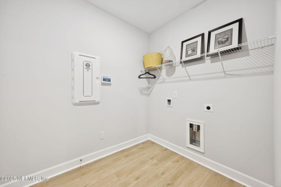 Spacious, unfurnished interior of a new home in Katie Cove, Jacksonville (Image 12). Spacious, unfurnished interior of a new home in Katie Cove, Jacksonville (Image 12).