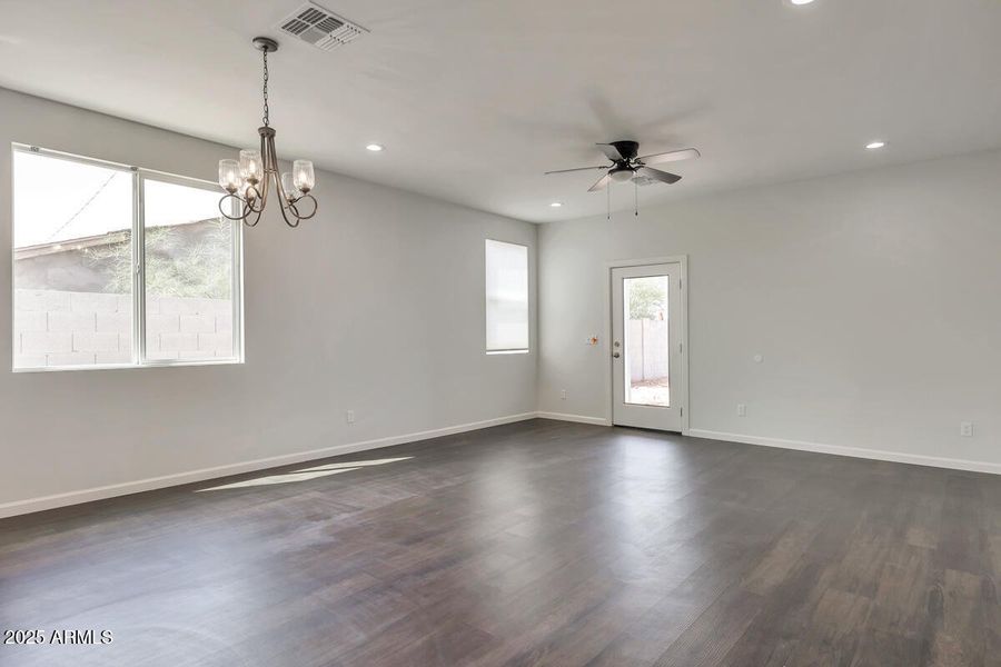 QPT Photo - MAP_6572 QPT Photo - MAP_6572