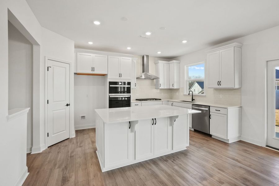 Furnished interior view inside a new home in Forest Creek, Waxhaw (Image 37).