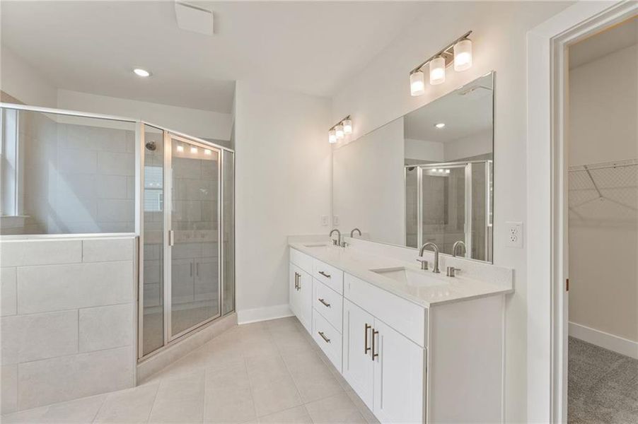 Furnished interior view inside a new home in Bay Creek Overlook, Loganville (Image 7).