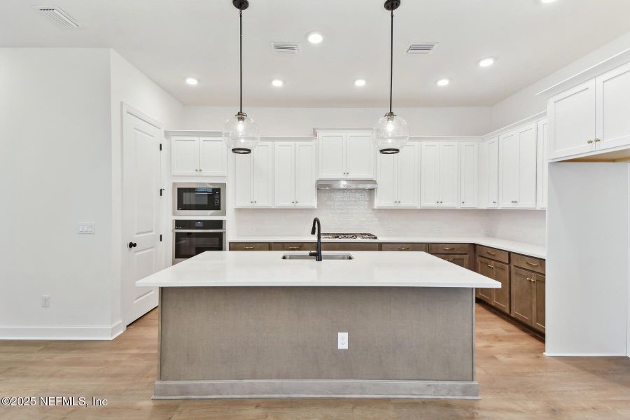 Furnished interior view inside a new home in Granville at eTown 34', Jacksonville (Image 6).