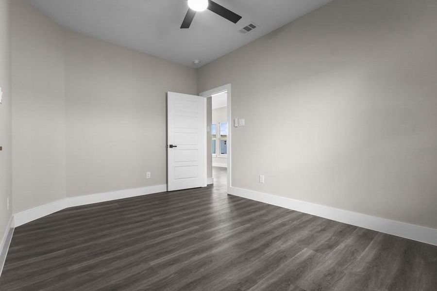 Spacious, unfurnished interior of a new home in , Mabank (Image 22).