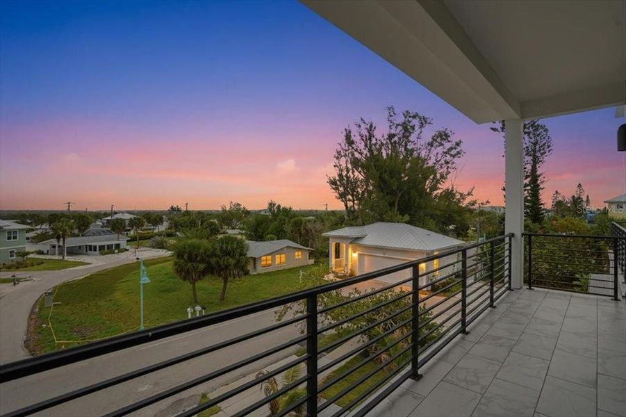 Exterior details and patio area of a home in , Englewood (Image 48).