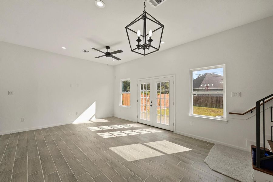 Spacious, unfurnished interior of a new home in , Houston (Image 15).