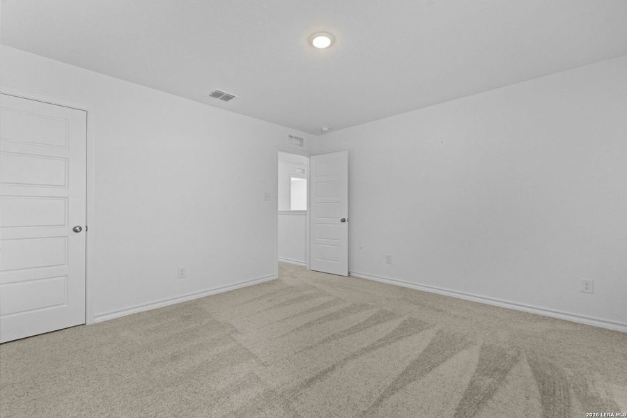 Spacious, unfurnished interior of a new home in Corley Farms, Boerne (Image 33). Spacious, unfurnished interior of a new home in Corley Farms, Boerne (Image 33).
