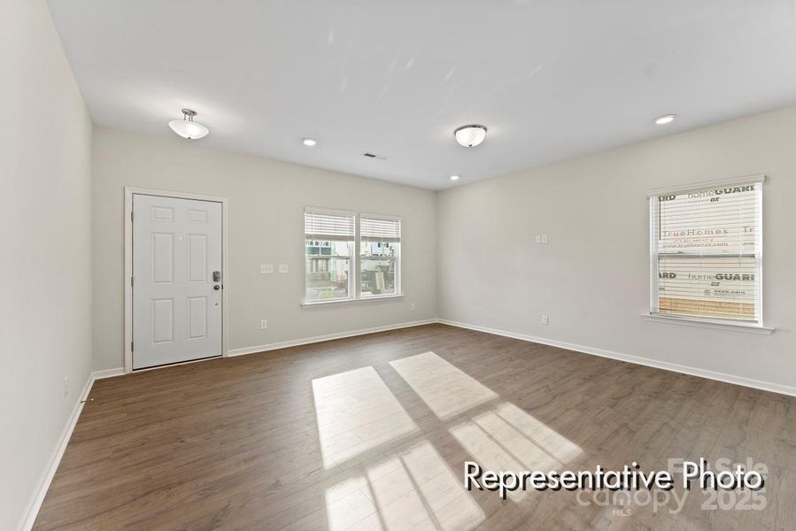 Spacious, unfurnished interior of a new home in , Red Cross (Image 14).