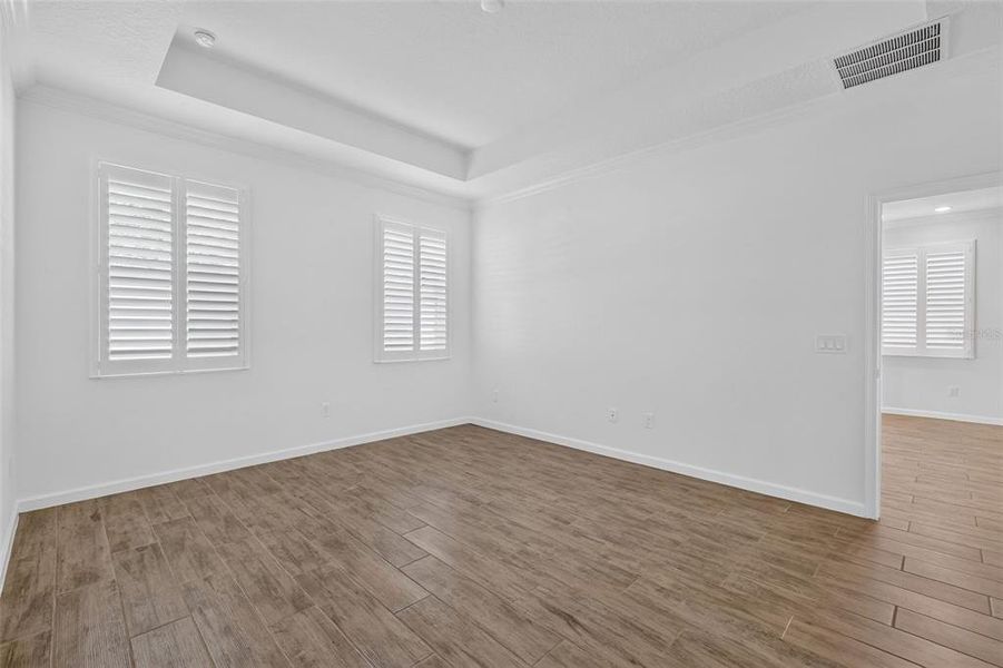 Spacious, unfurnished interior of a new home in , Mount Dora (Image 16).