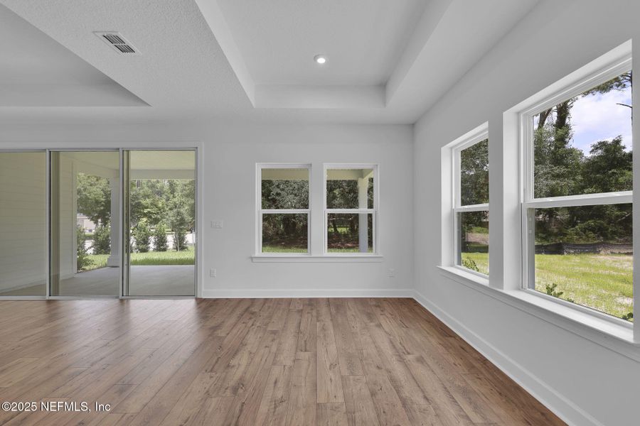 Spacious, unfurnished interior of a new home in Creighton Pointe, Fleming Island (Image 16).