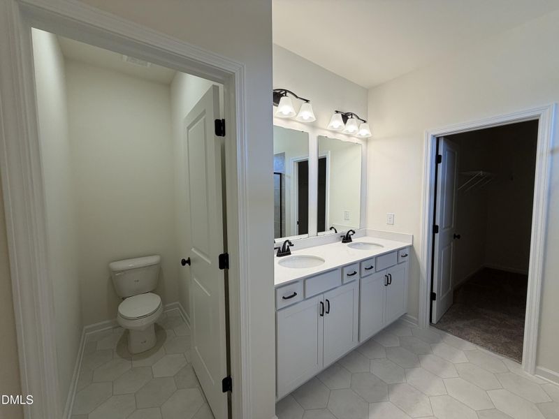 Ensuite