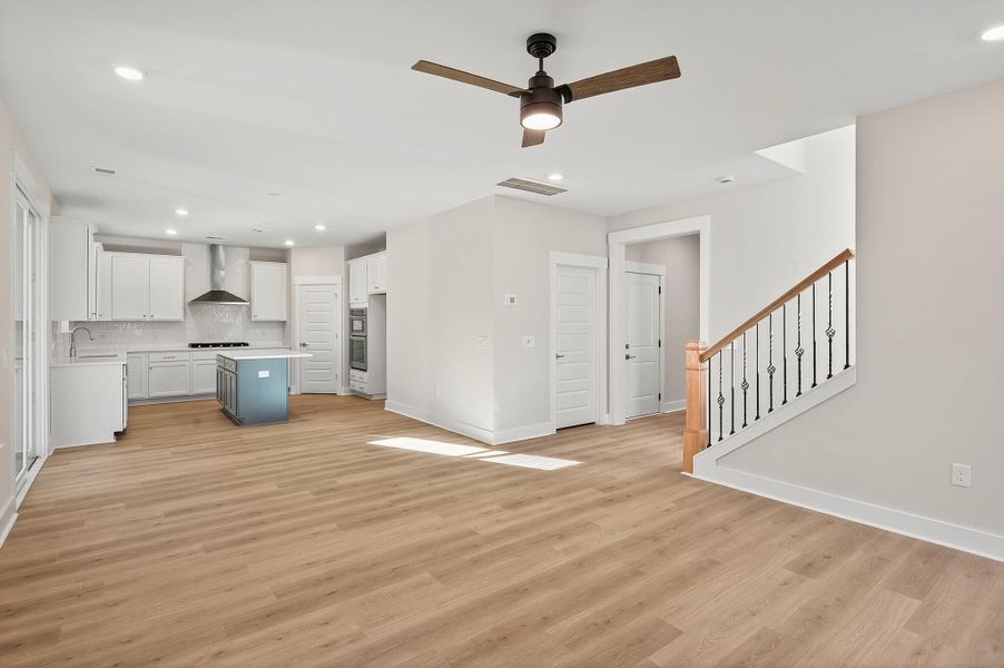 Spacious, unfurnished interior of a new home in Creek Pointe, Moncks Corner (Image 26).