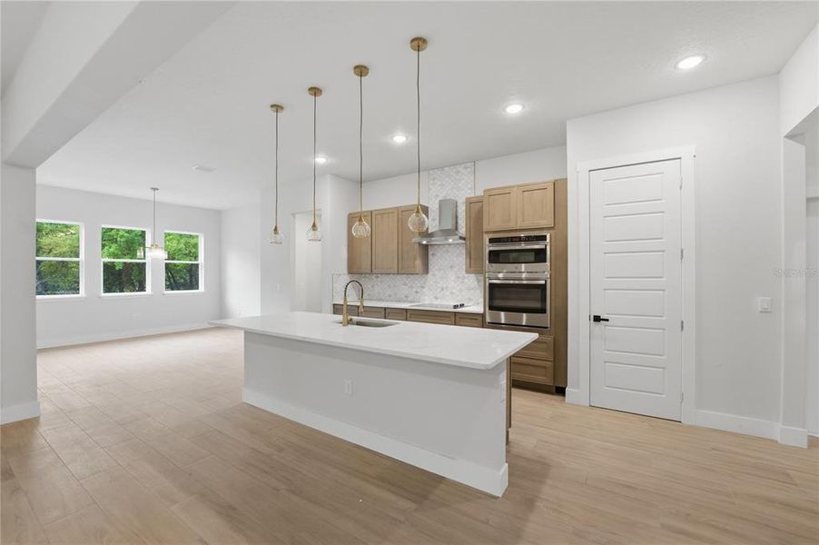 Furnished interior view inside a new home in , Kissimmee (Image 13).