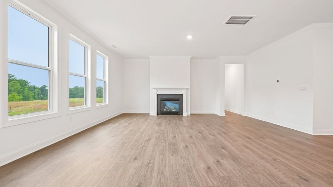 Spacious, unfurnished interior of a new home in Kalas Falls, Wake Forest (Image 16).