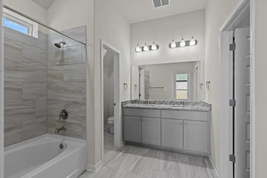 Furnished interior view inside a new home in Veranda, San Antonio (Image 3).