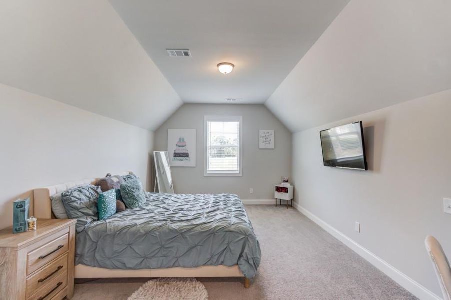 Furnished interior view inside a new home in , Jefferson (Image 32).