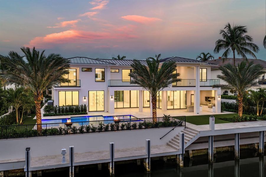 191_Coconut_Palm_Road_Dusk_14 191_Coconut_Palm_Road_Dusk_14