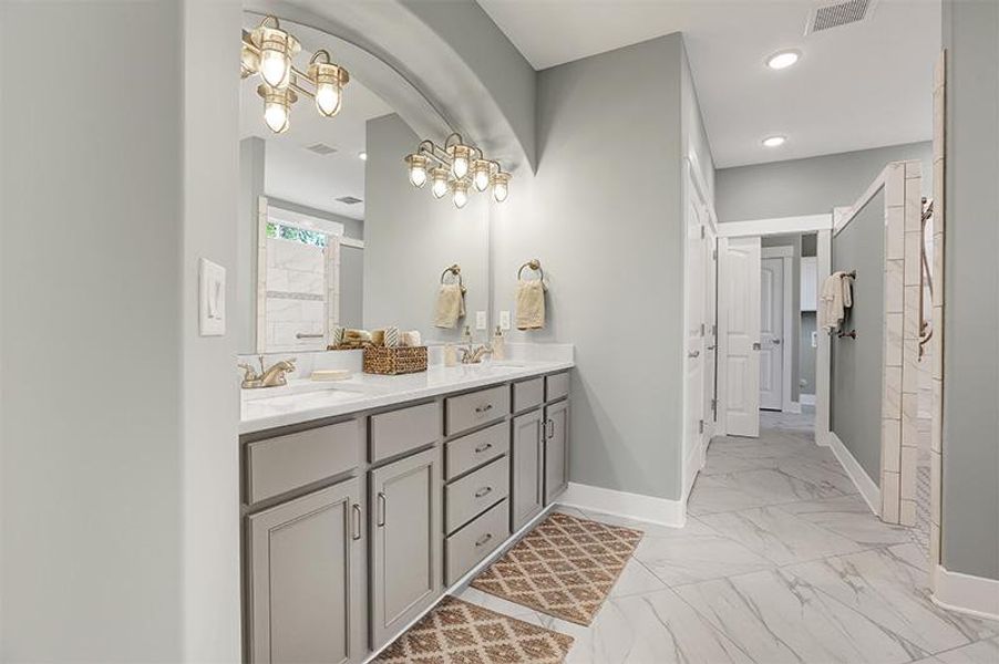 Bar Harbour I, Master Bathroom Bar Harbour I, Master Bathroom
