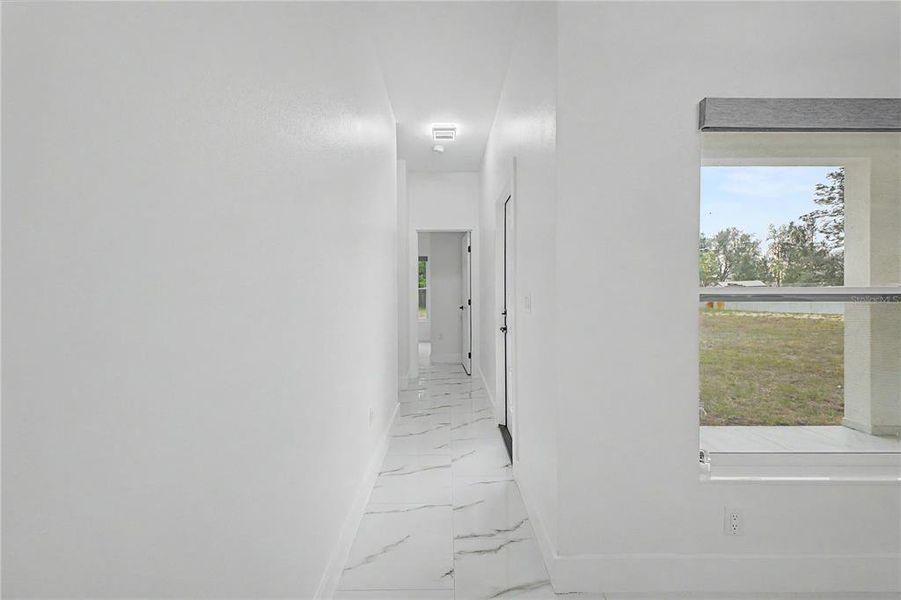 Spacious, unfurnished interior of a new home in , Weeki Wachee (Image 48).