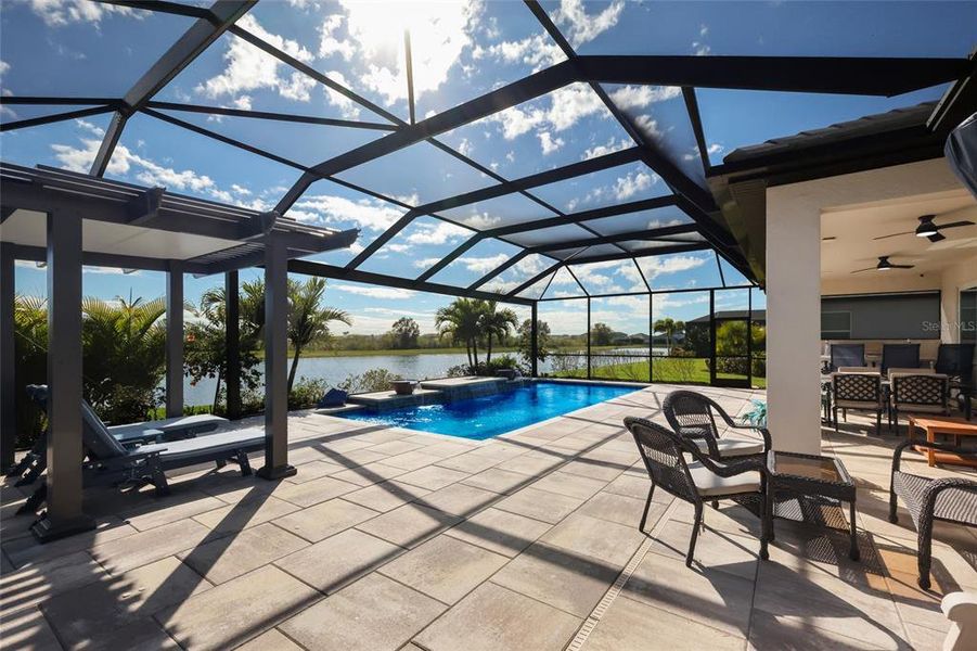 Exterior details and patio area of a home in , Bradenton (Image 29).