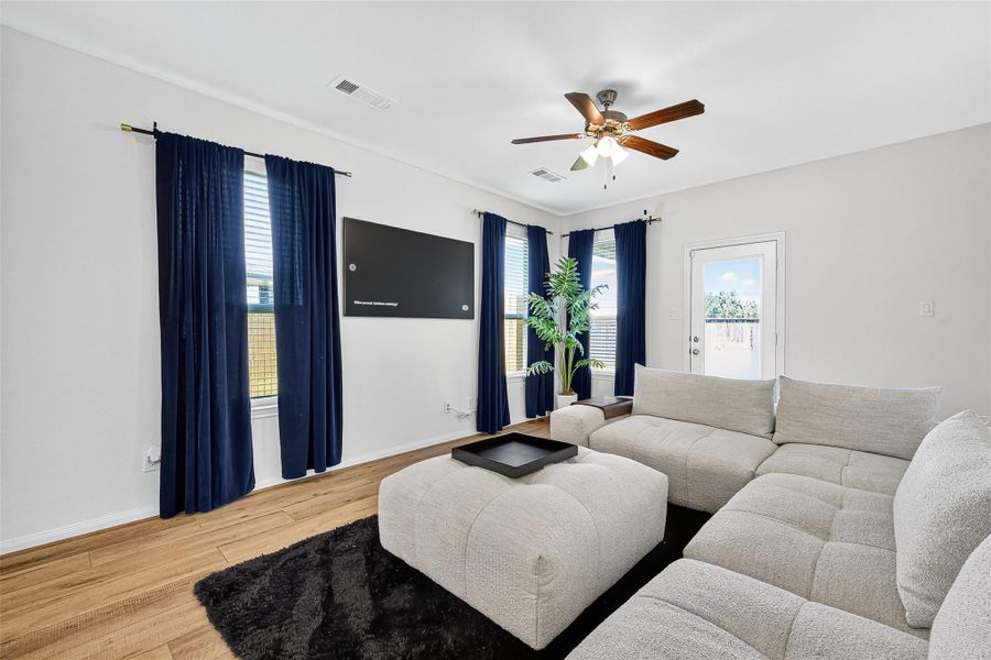 Furnished interior view inside a new home in Anderson Lakes, Houston (Image 29). Furnished interior view inside a new home in Anderson Lakes, Houston (Image 29).