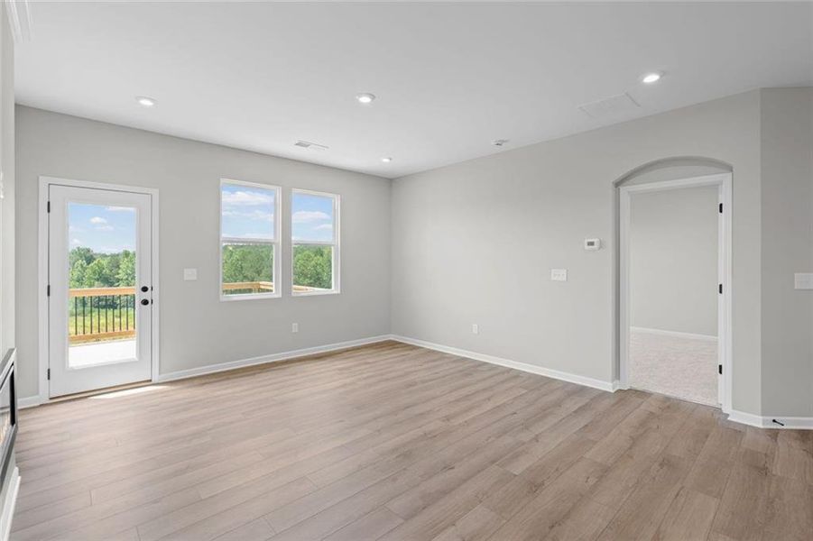Spacious, unfurnished interior of a new home in Villas at Gold Creek, Dawsonville (Image 35).