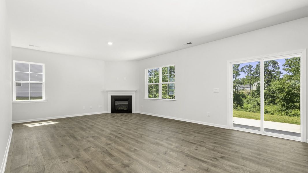 Representative unfurnished interior of a home built from the Galen by D.R. Horton in Forest Creek, Winston-Salem (Image 10).