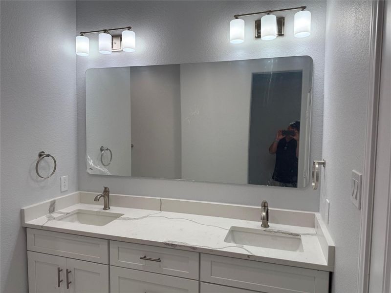 Master Vanity