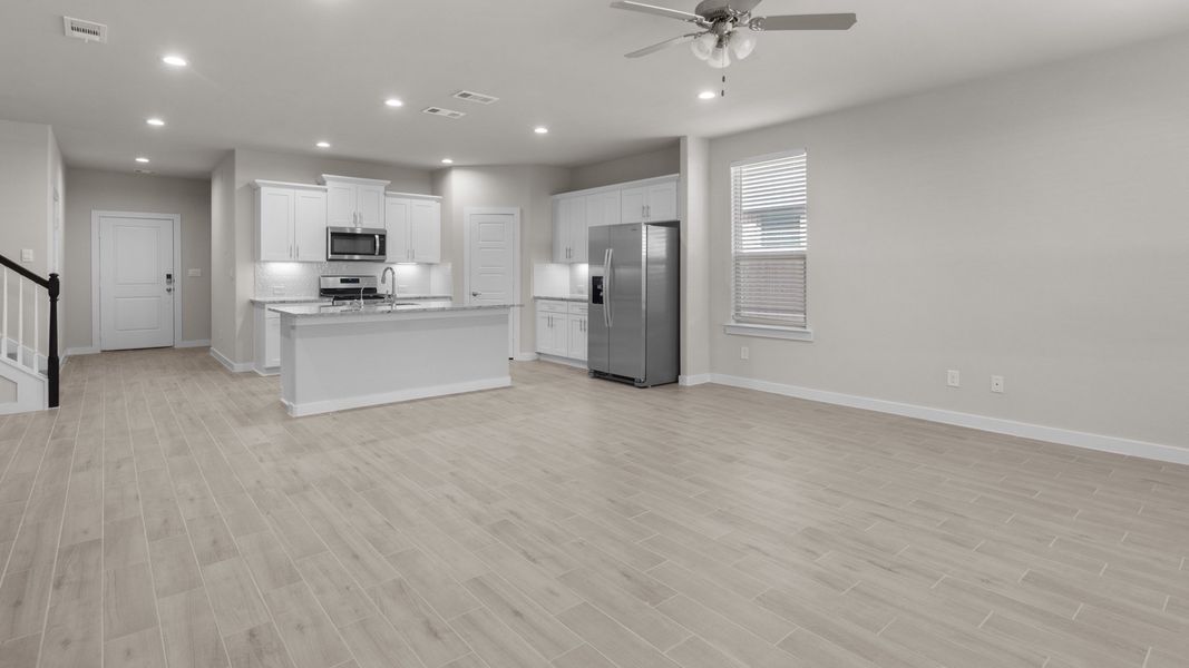 Image 21 representing the GLENWOOD by D.R. Horton in Northwest Passage, Midland, TX. Image 21 representing the GLENWOOD by D.R. Horton in Northwest Passage, Midland, TX.