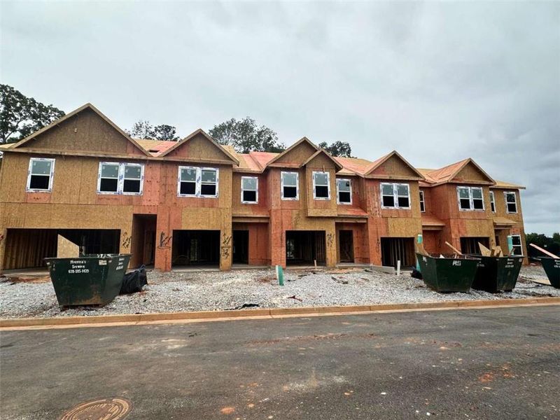 Image 6 of a home in Carolina.