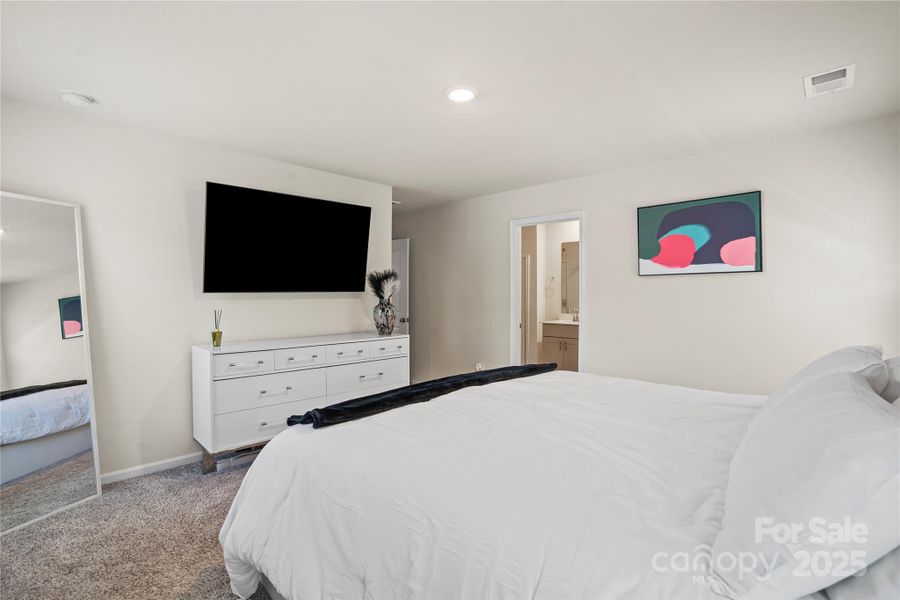 Furnished interior view inside a new home in , Fort Mill (Image 12).