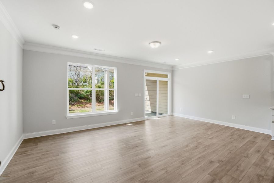 Spacious, unfurnished interior of a new home in Harrisburg Village Townhomes, Harrisburg (Image 34).