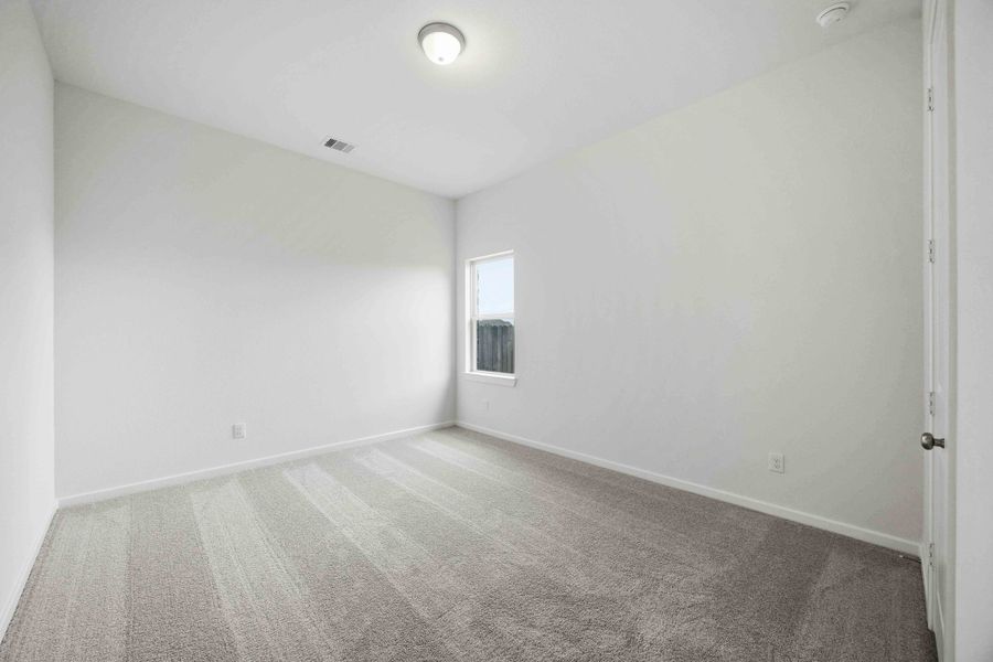 Spacious, unfurnished interior of a new home in Canterra Creek 60', Rosharon (Image 34). Spacious, unfurnished interior of a new home in Canterra Creek 60', Rosharon (Image 34).