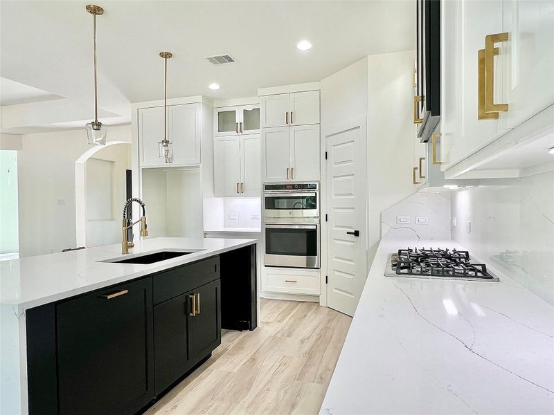 Furnished interior view inside a new home in , Dayton (Image 9).
