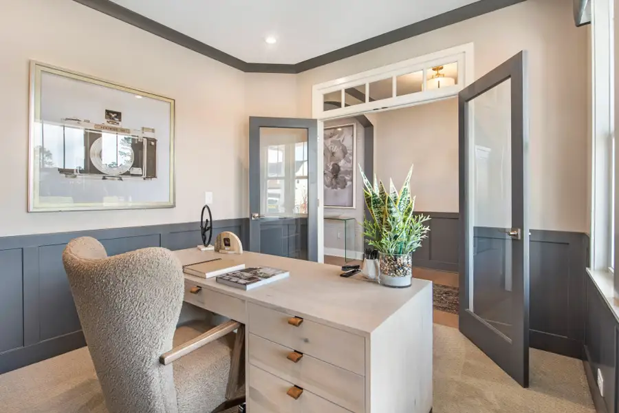 Representative furnished interior of a home built from the Grandin by Fischer Homes in The Dunes at Sandbar, Santa Rosa Beach (Image 75).