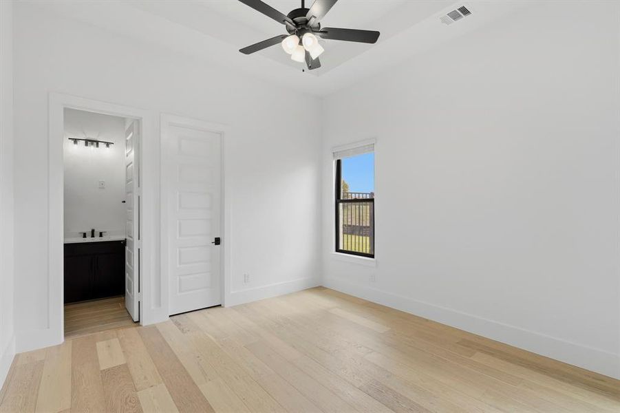 Spacious, unfurnished interior of a new home in Harper Estates, Celina (Image 33).