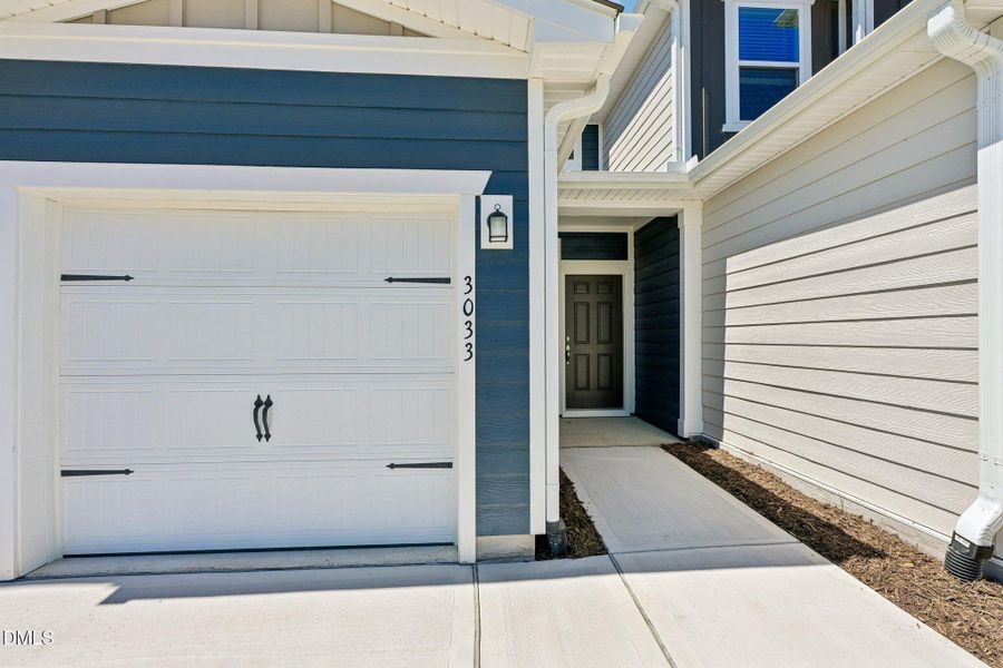 7-web-or-mls-Glen Lyon Drive-S2204-007