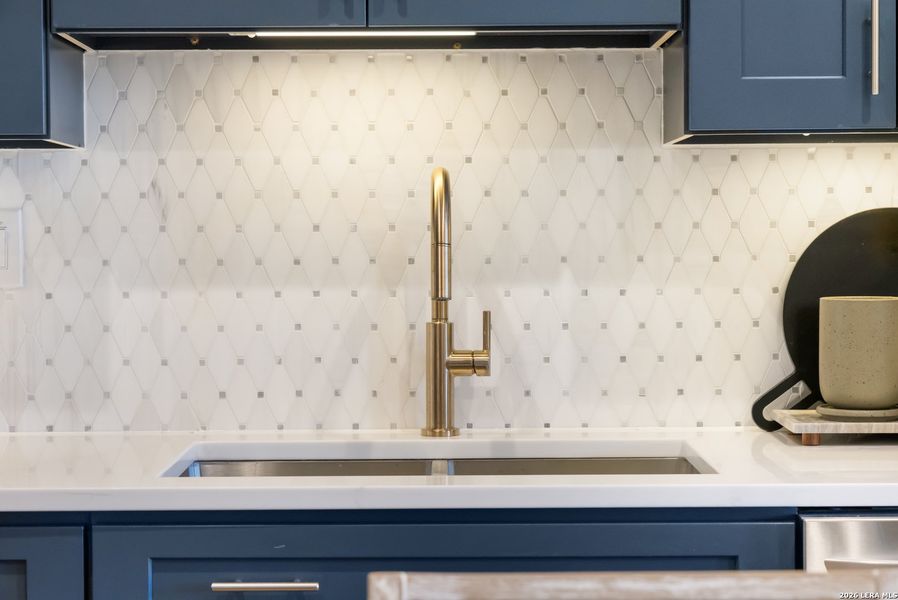 Close-up of interior finishes inside a home in , San Antonio (Image 18).