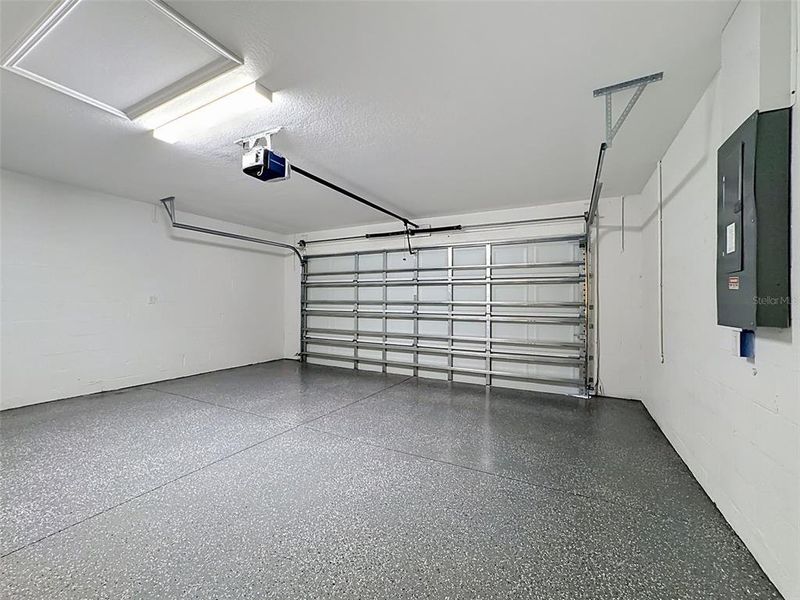 Spacious, unfurnished interior of a new home in , North Port (Image 27).