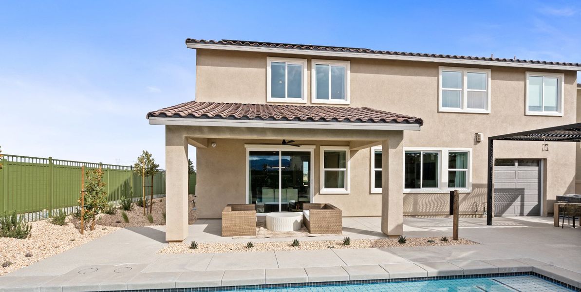 Horizon at Cascade Landing - 1440x724 (16)