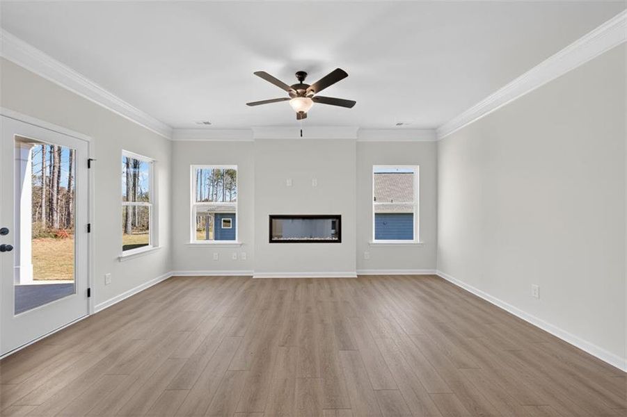 Spacious, unfurnished interior of a new home in Allen Manor, Hoschton (Image 22).