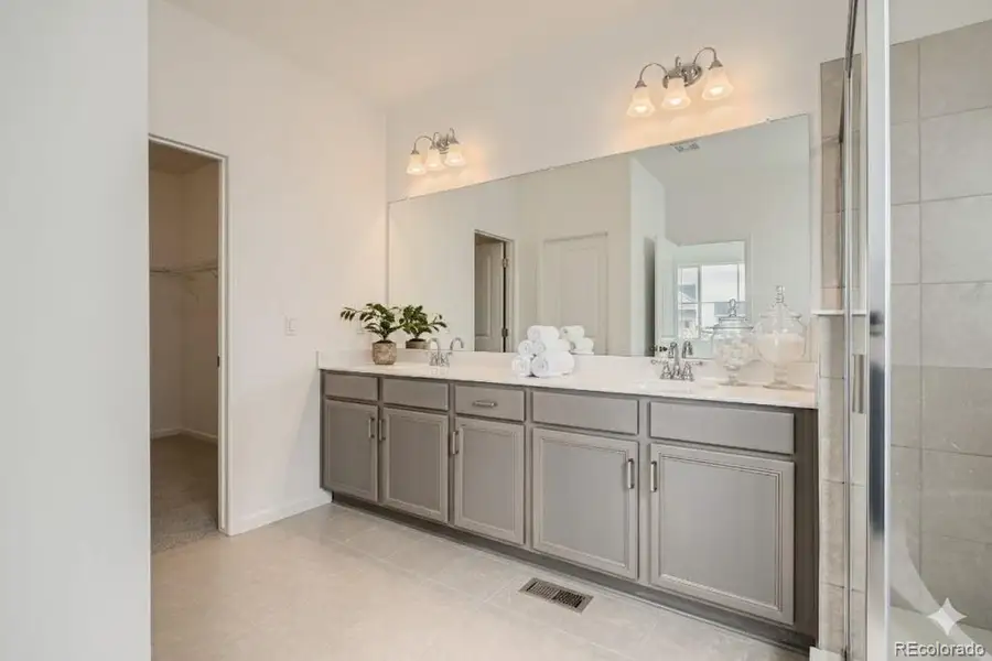 Riverbend Primary Bathroom - Virtually staged photo Riverbend Primary Bathroom - Virtually staged photo