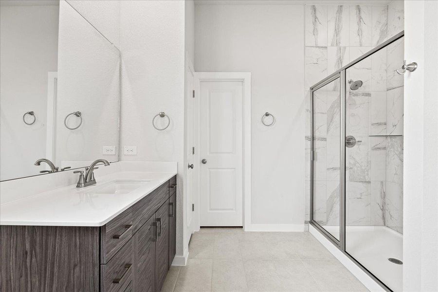 MOVE IN READY MOVE IN READY