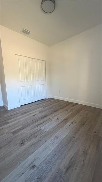 Spacious, unfurnished interior of a new home in , Citrus Springs (Image 16).