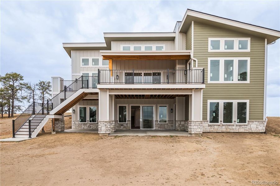 Exterior details and patio area of a home in , Kiowa (Image 29).