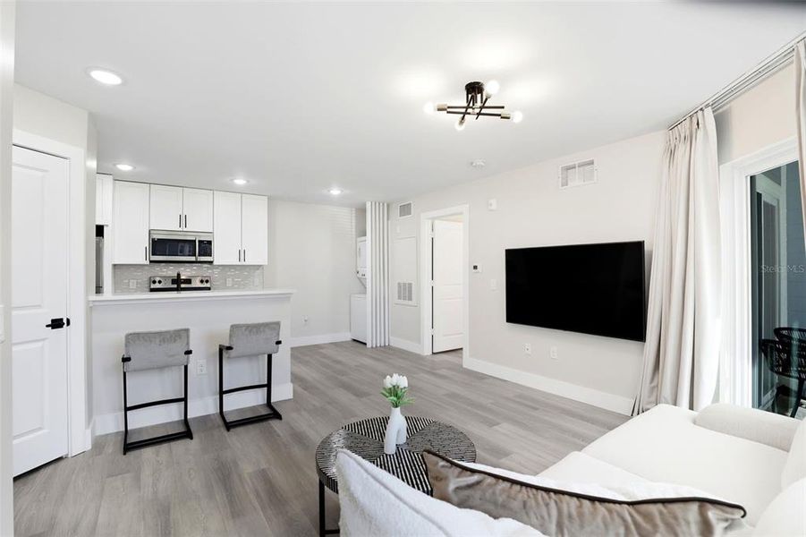 Furnished interior view inside a new home in , Lake Mary (Image 6).
