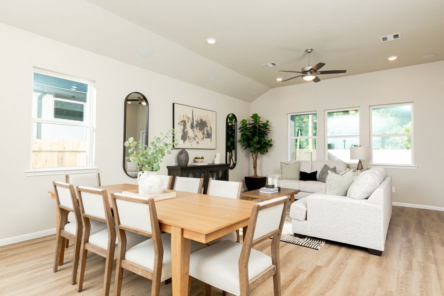 Representative furnished interior of a home built from the Berkshire by Beazer Homes in Sorella: Landmark Collection, Tomball (Image 10).