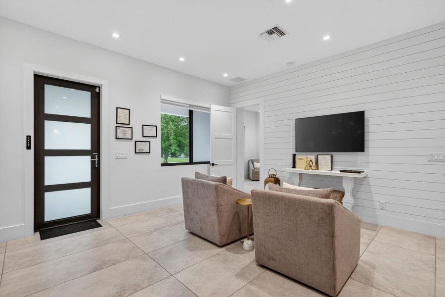 Furnished interior view inside a new home in , Oakland Park (Image 19). Furnished interior view inside a new home in , Oakland Park (Image 19).