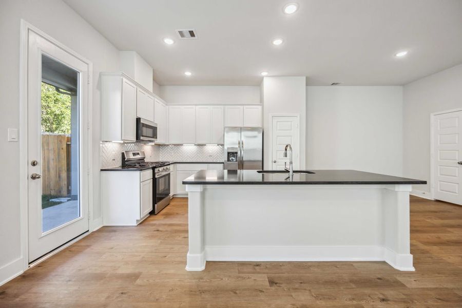 13432 Sun Cay Drive, Houston, TX 77047