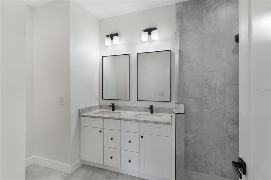 Furnished interior view inside a new home in , Venice (Image 9).